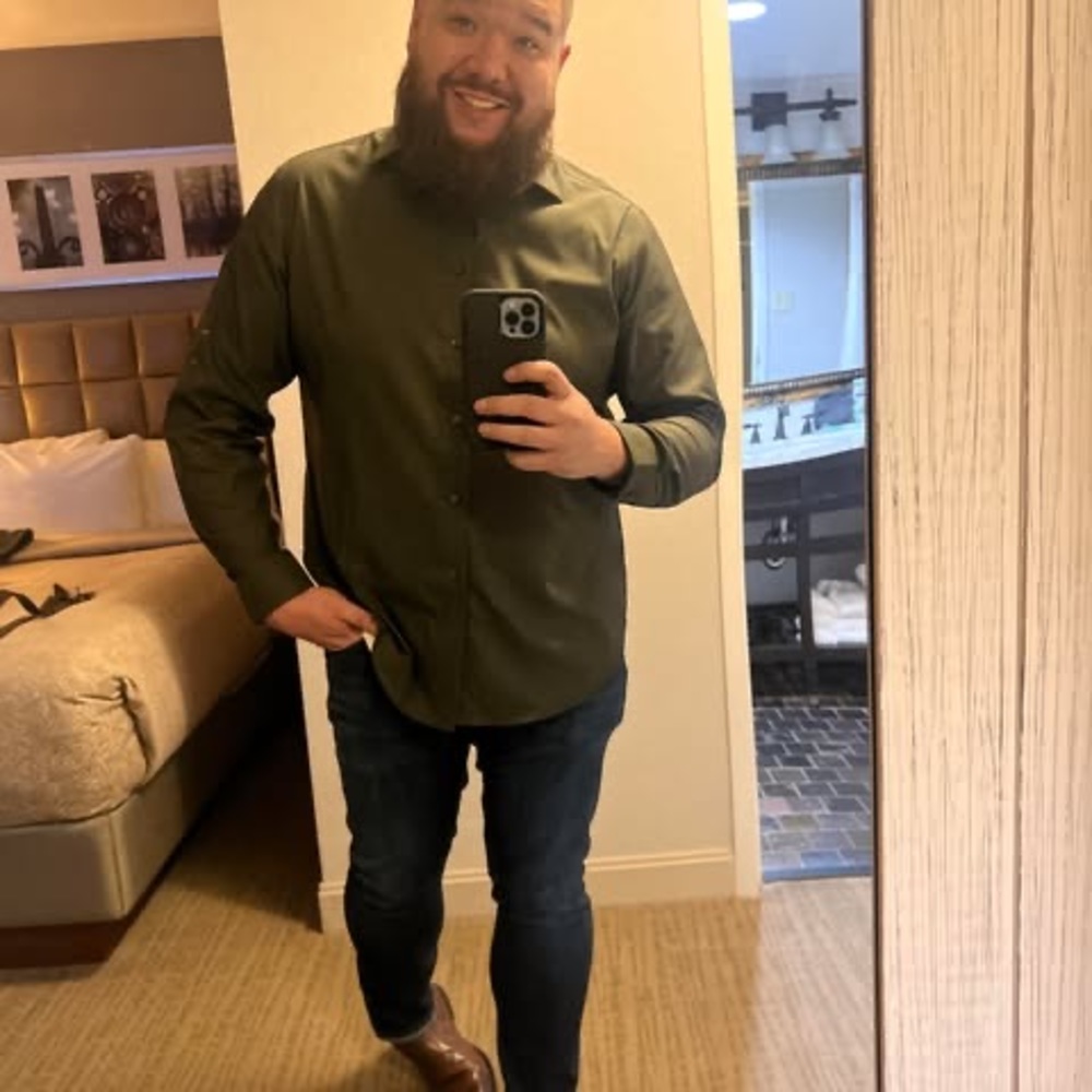 Meet your Posher, Jonathan
